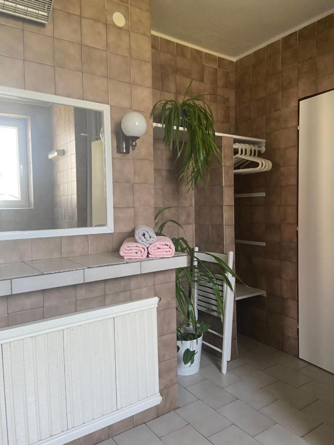 Apartman V Brezi Eksteriør billede